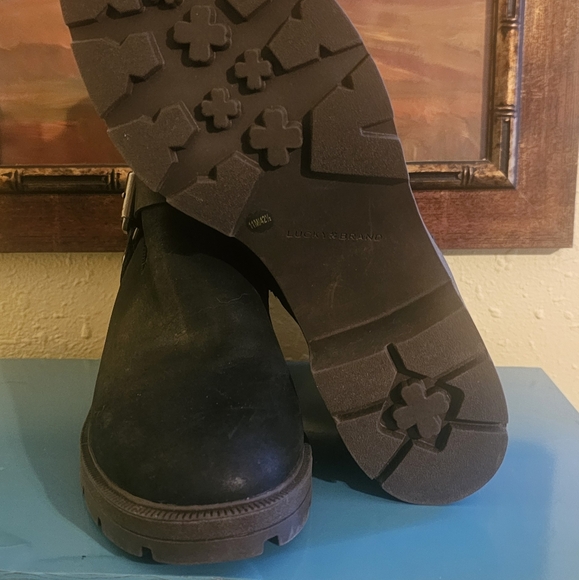 NWB LUCKY BOOTS - Picture 2 of 5